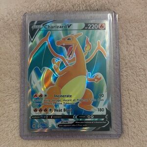 Pokemon Charizard V (Full Art) - SWSH09: Brilliant Stars (SWSH09) 153/172